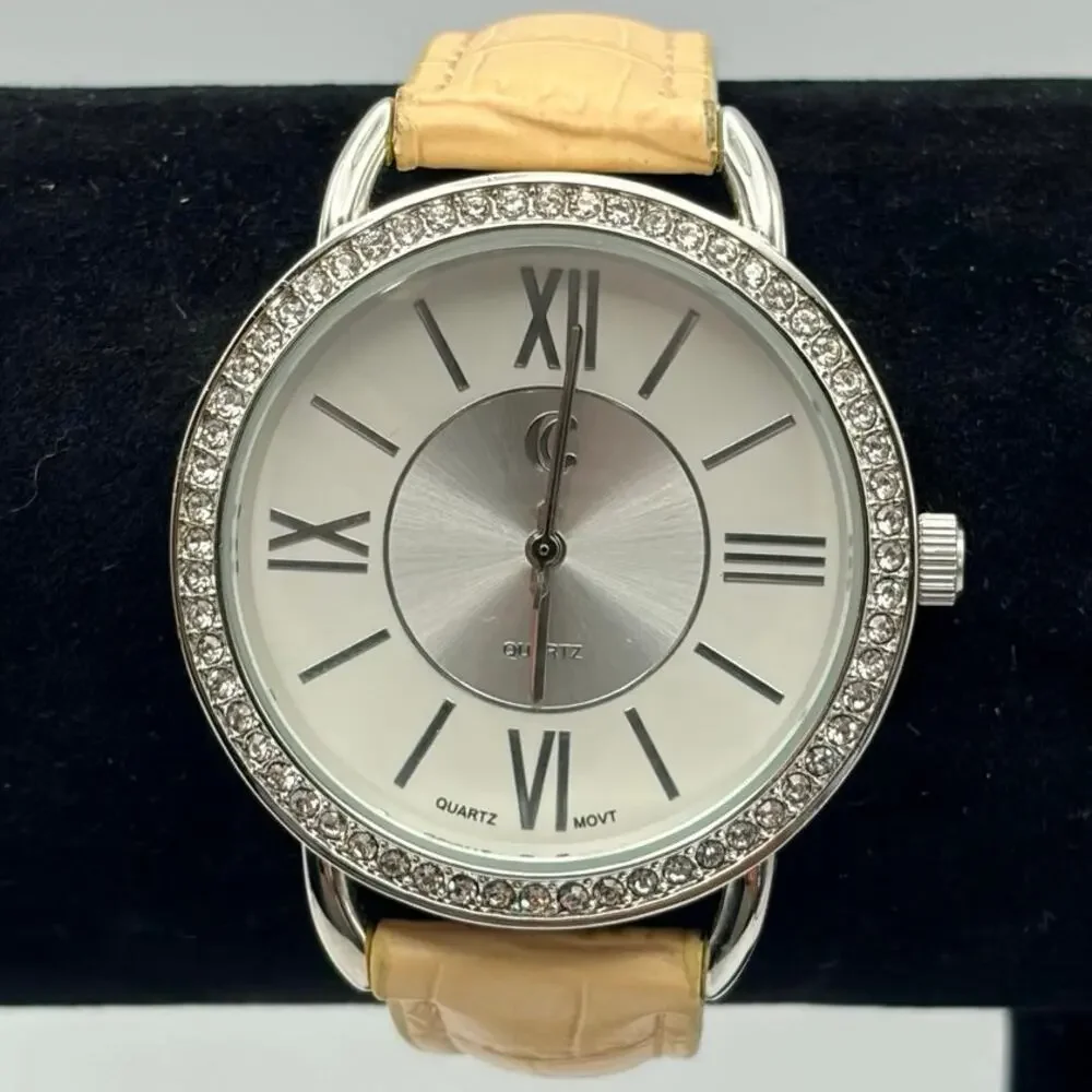 Charming Charlie silver cream
